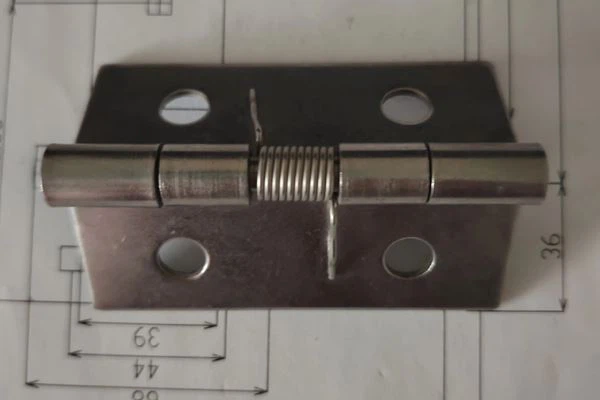 Aluminum Alloy Bronze Plated Spring Hinge, Vintage Effect Craftsmanship, Commonly Seen in Vintage Style Office Furniture