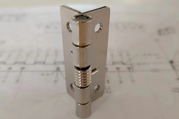 Metal Spring Hinges Are Made Of Pure Iron And Are Specially Treated To Be Strong And Durable. They Are Commonly Found On Factory Warehouse Doors.
